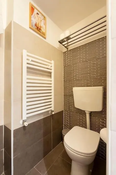 Macci-Sant' Ambrogio One Bedroom Flat Florence Apartment