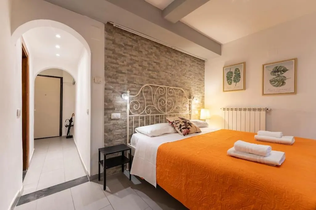 Macci-Sant' Ambrogio One Bedroom Flat Florence
